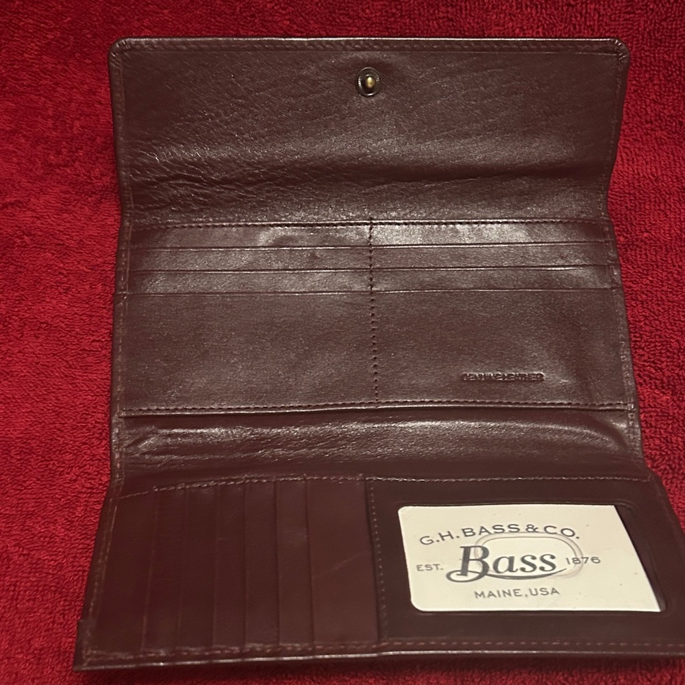 G.H. Bass & Co. Dark Burgundy, Leather Women’s Wallet.